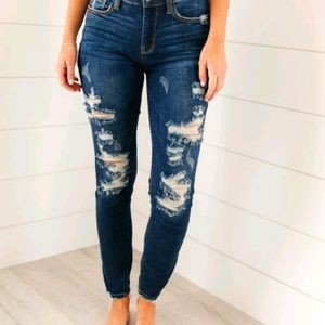 Judy Blue Ripped and Torn Distressed Jeans